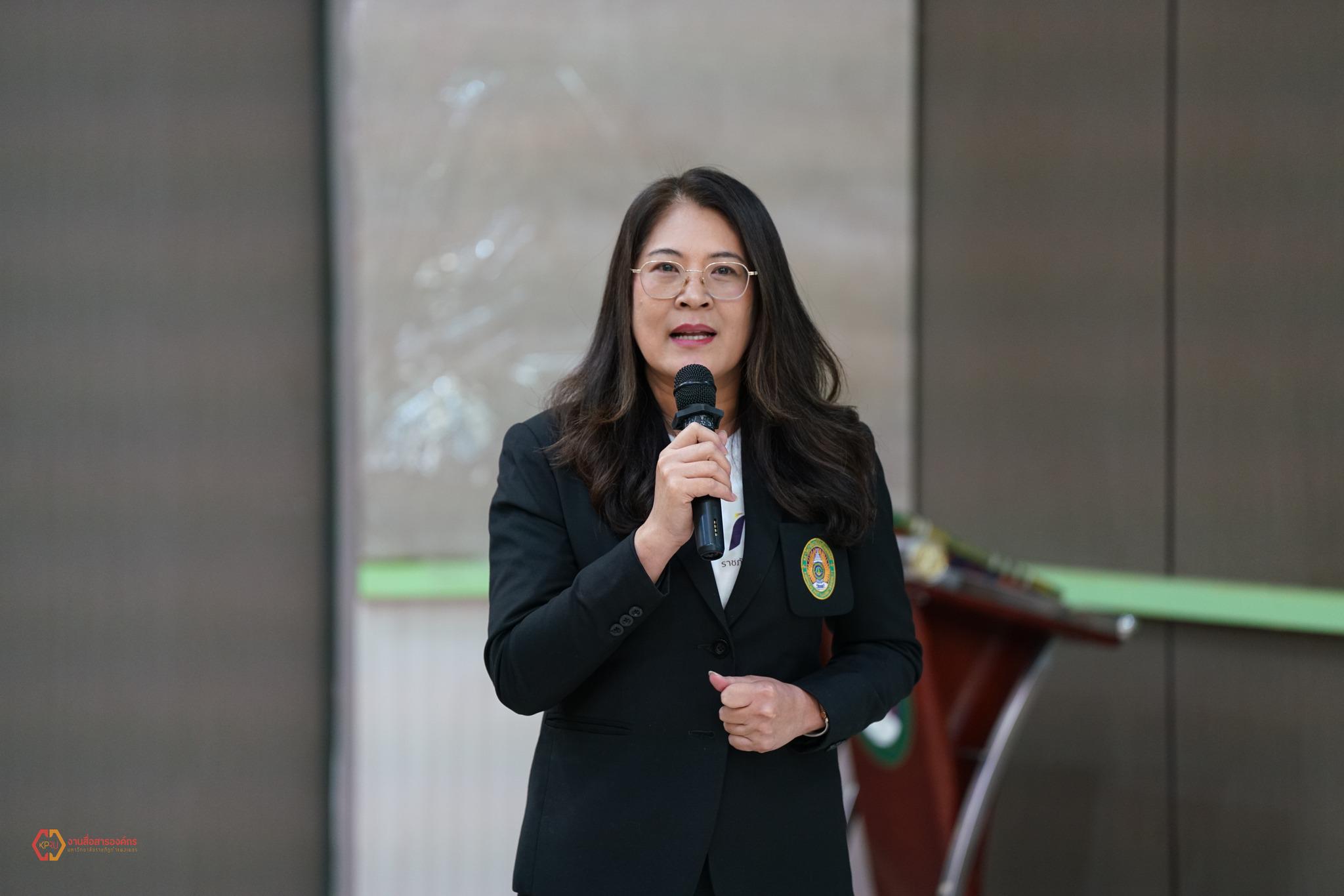 3. โครงการอบรมสัมมนาเป็นคณะการขับเคลื่อนธรรมาภิบาลในสถาบันอุดมศึกษาเพื่อส่งเสริมให้ผู้บริหาร คณะจารย์ บุคลากรและผู้เรียนมีคุณธรรมจริยธรรม ปฏิบัติตามประมวลจริยธรรม และป้องกันการประพฤติทุจริตและประพฤติมิชอบ